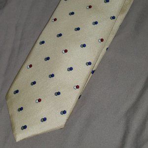 ivory silk with quad pairs of hexagons 3:1 EUC